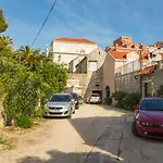 Marini Dvori Apartment *