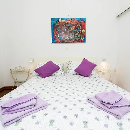 Marini Dvori - With Free Parking