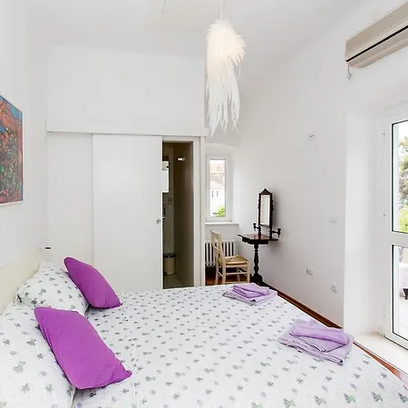 Marini Dvori - With Free Parking Apartament