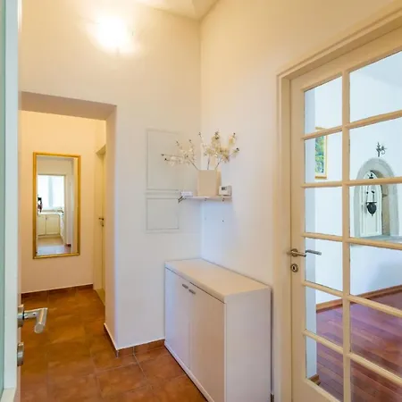 Marini Dvori - With Free Parking