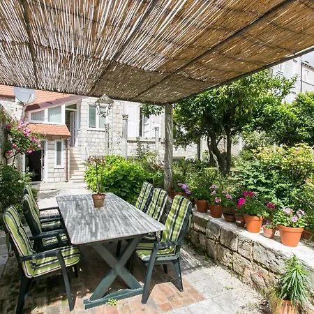 Marini Dvori * Dubrovnik