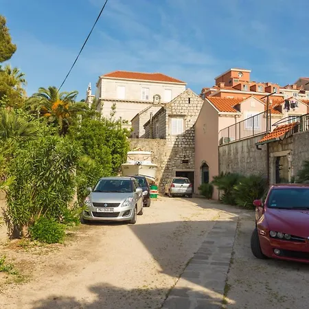 Marini Dvori Apartment *