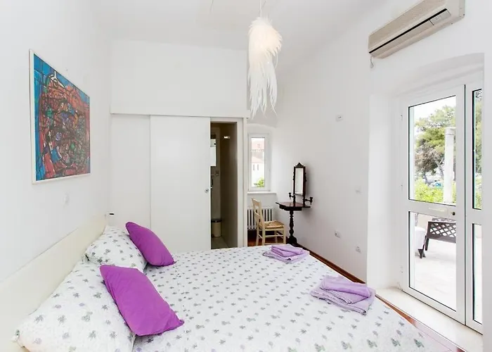 Apartment Marini Dvori - With Free Parking *